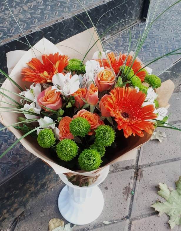 Букет цветов из: Герберы, Хризантемы, Альстромерии и Розы в Городище