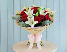 Букет цветов из:  Лилии и Розы в Городище