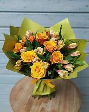 Букет цветов из:  Альстромерии и Розы в Городище