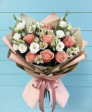 Букет цветов из:  Розы, Альстромерии и Лизиантусы в Городище