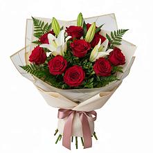Букет цветов из:  Лилии и Розы в Городище