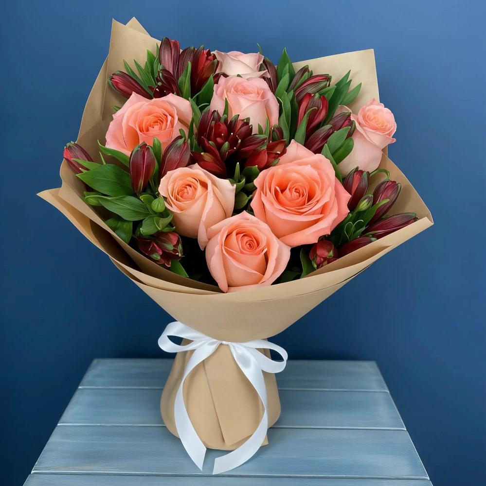 Букет цветов из: Розы и Альстромерии в Городище