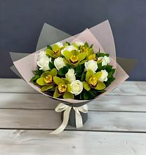 Букет цветов из:  Орхидеи и Розы в Городище