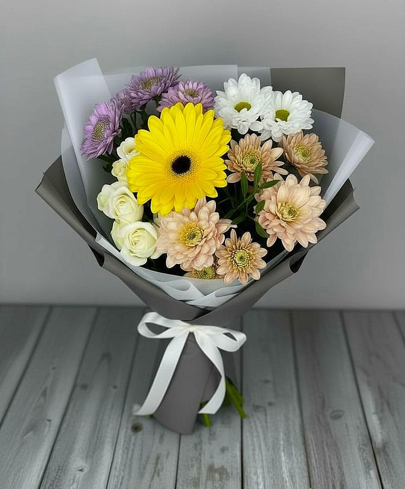 Букет цветов из: Розы, Герберы и Хризантемы в Городище