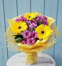 Букет цветов из:  Хризантемы и Герберы в Городище